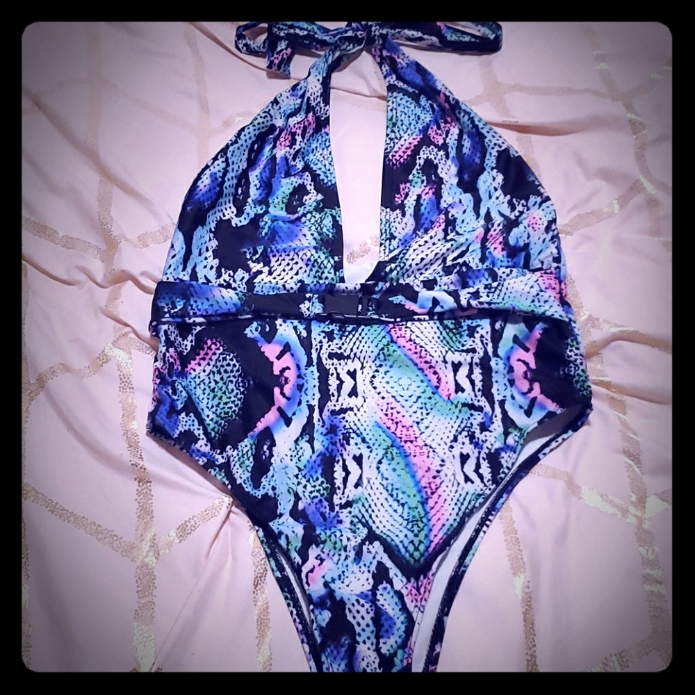 One piece swimsuit